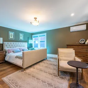 Homestay Shaughnessy Cozy Bedrooms, Vancouver